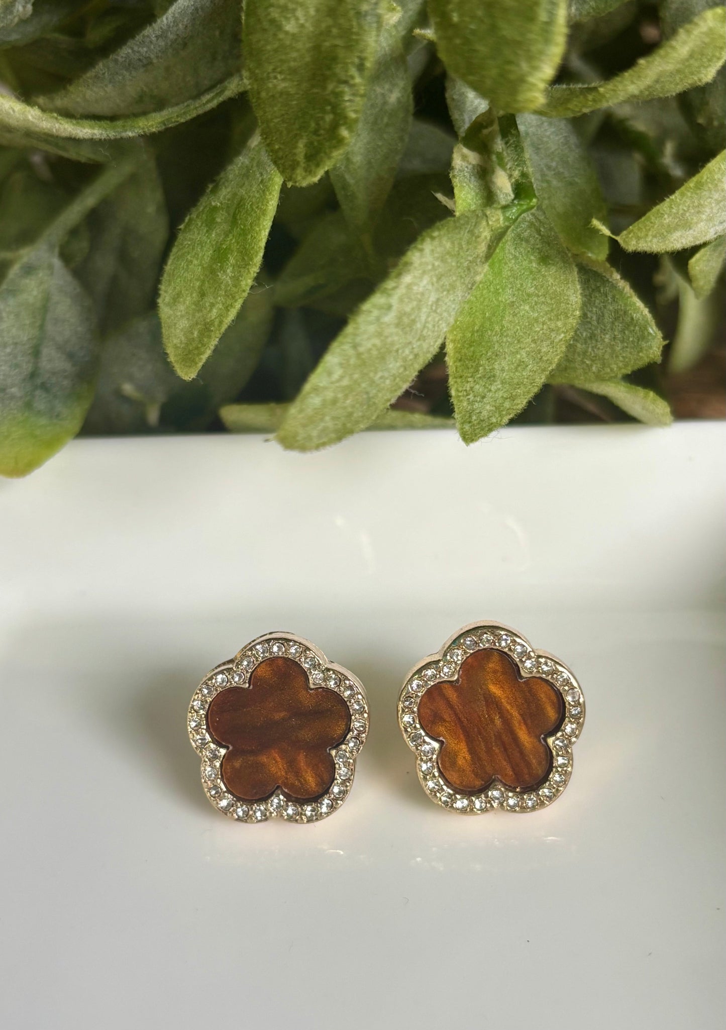 Cognac Clover Studs