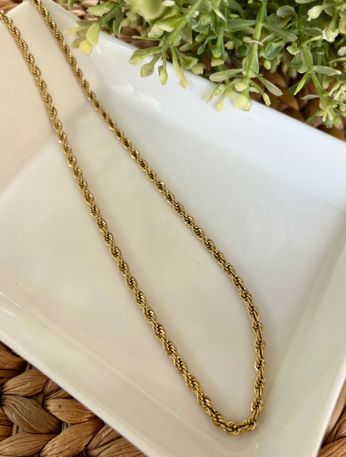 Gold Rope Twist Necklace