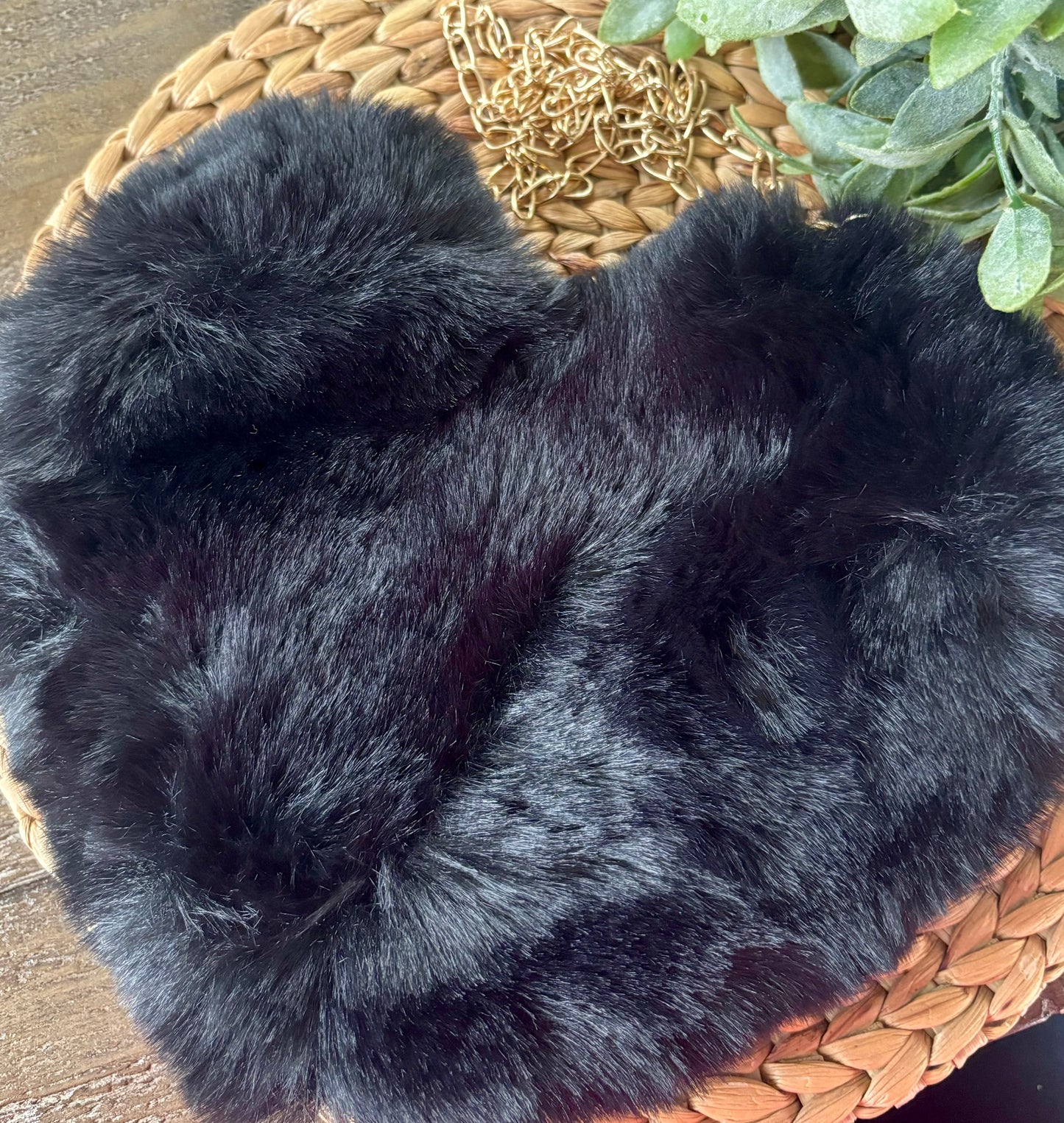 Faux Fur Heart Purse-Black