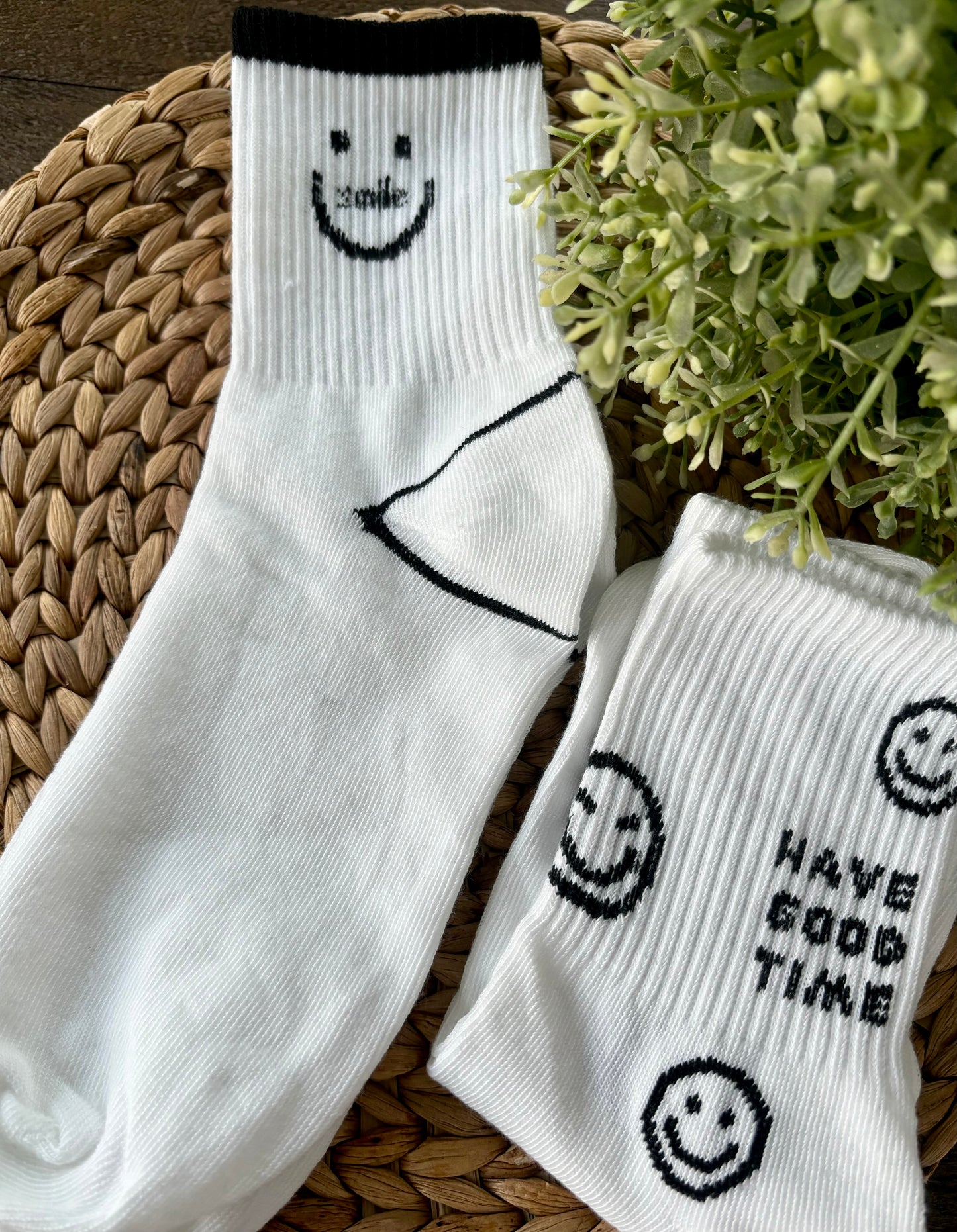 Smile Crew Socks-White