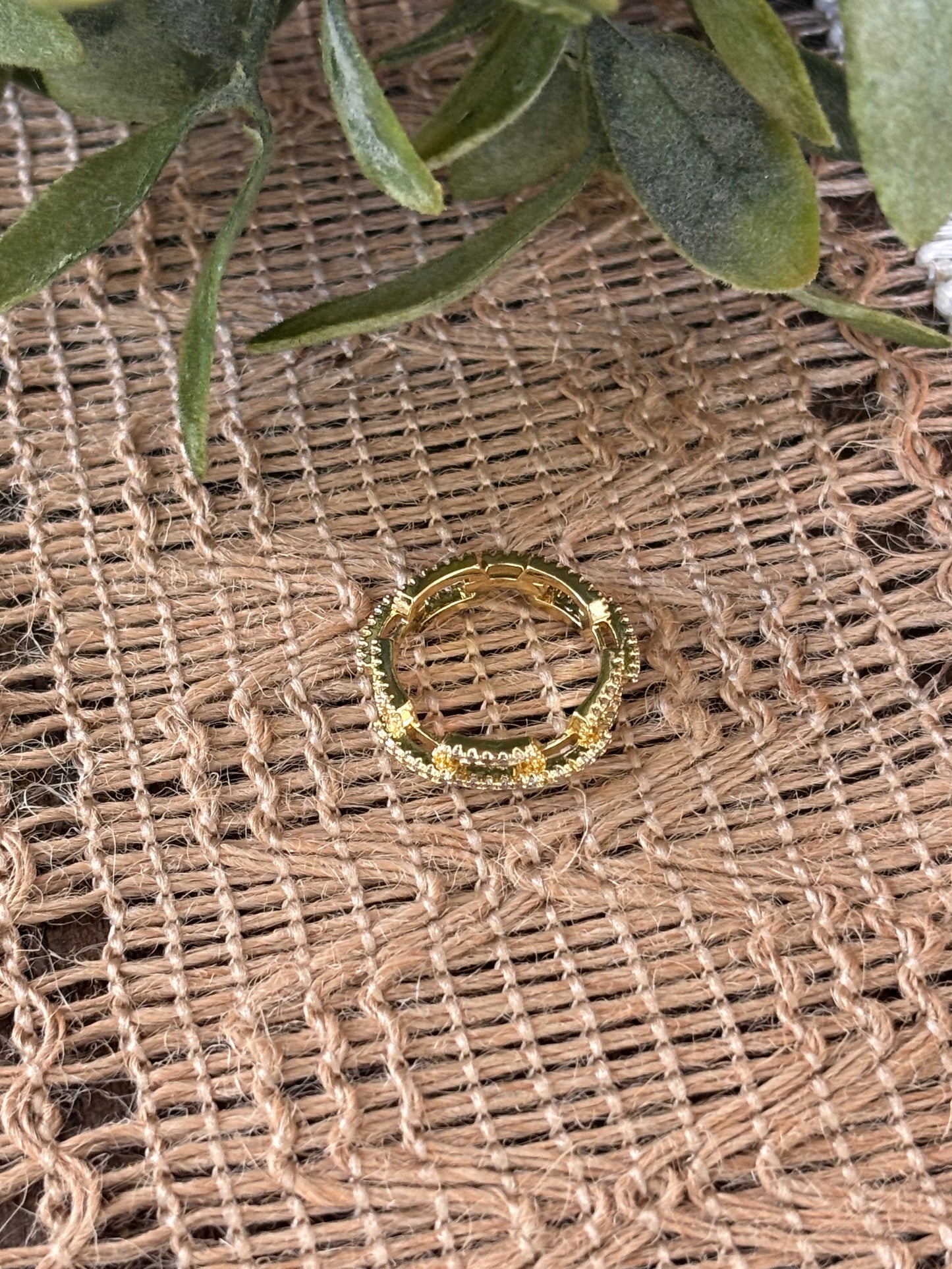 Pave Link Ring-Gold