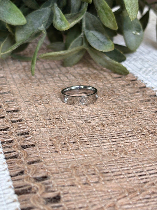 Silver Clover Ring