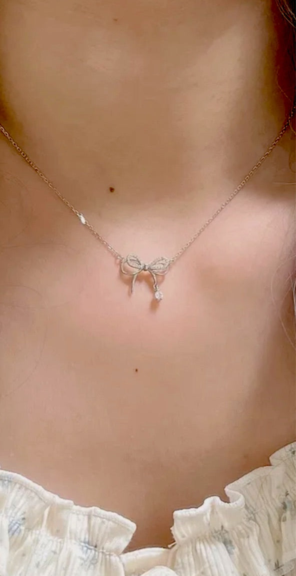 Silver Bow Necklace