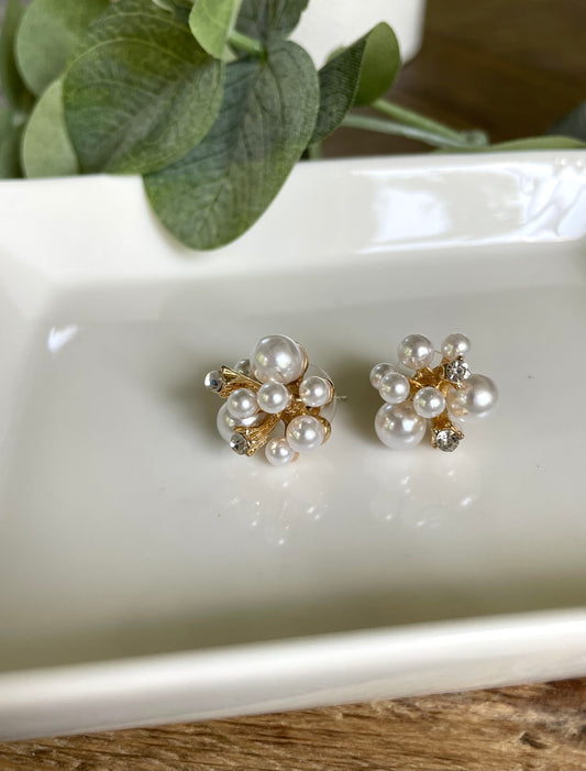 Pearl Cluster Studs